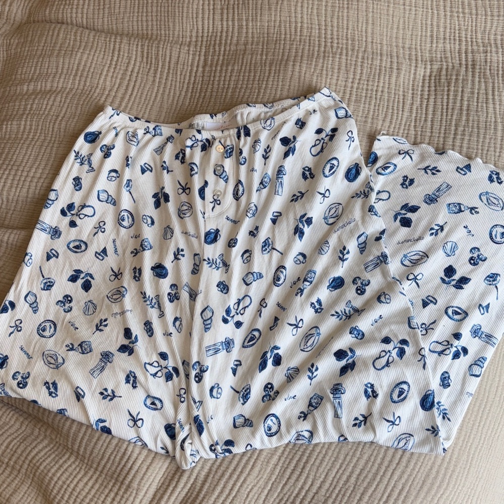 3 Piece Colsie Pajama Set - Picture 9 of 11